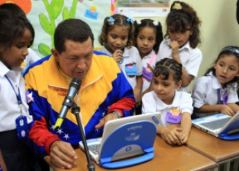 Chavez Trys Out Portuguese Lap Tops Sent to Venezuela