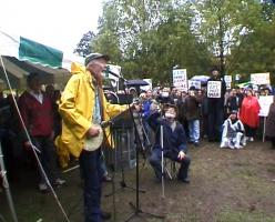 Pete Seegar Sings at a Protest Against the War in Iraq